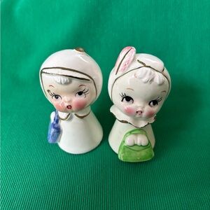 Vintage 1950’s Kewpie girls holding handbag Salt and pepper shakers set HTF